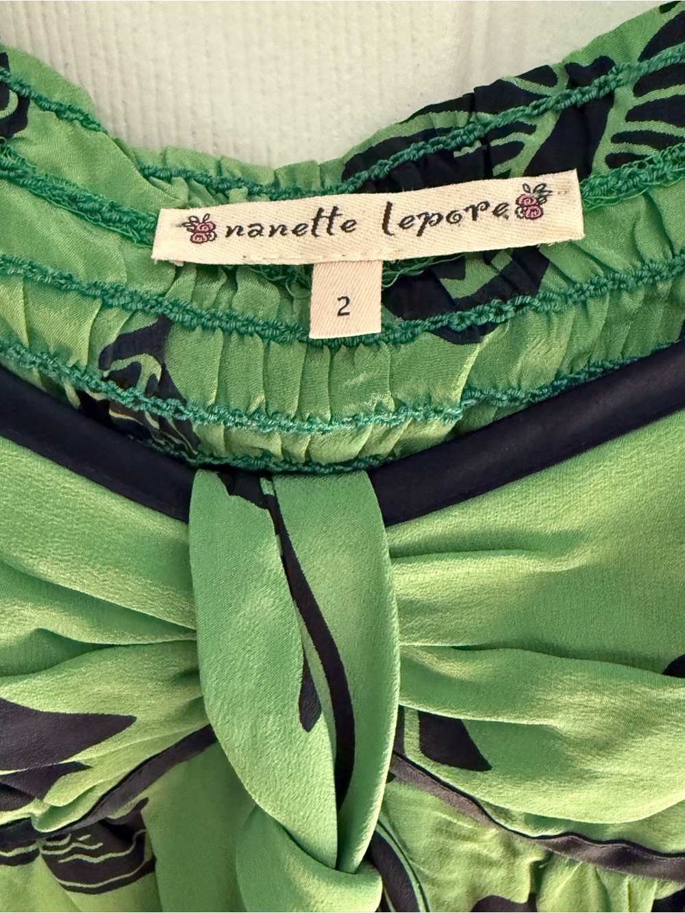 Nanette Lepore $397 Green and Black 100% Silk Bow Dress 2 XS - Picture 3 of 4